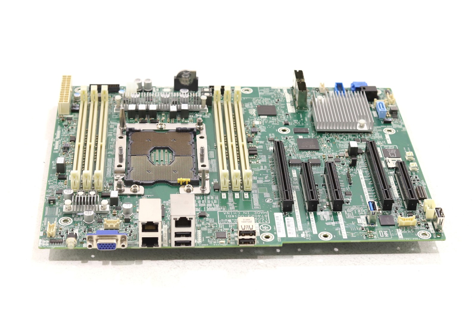 HPE ProLiant ML110 Gen10 DDR4 LGA3647 Server Motherboard P/N: 878926-001 Tested HPE ProLiant ML110 Gen10 DDR4 LGA3647 Server Motherboard P/N: 878926-001 Tested