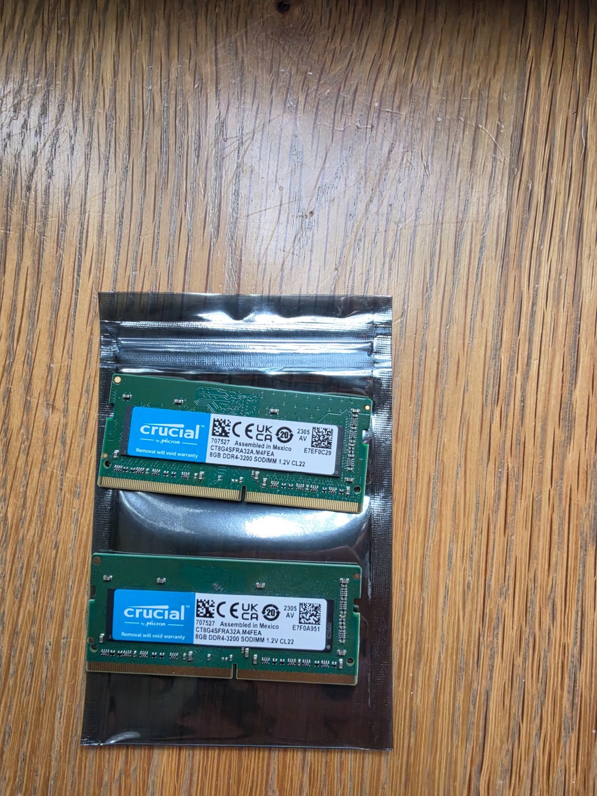1 Crucial 8GB DDR4-3200 SODIMM Laptop Memory (CT8G4SFRA32A) 1 Crucial 8GB DDR4-3200 SODIMM Laptop Memory (CT8G4SFRA32A)