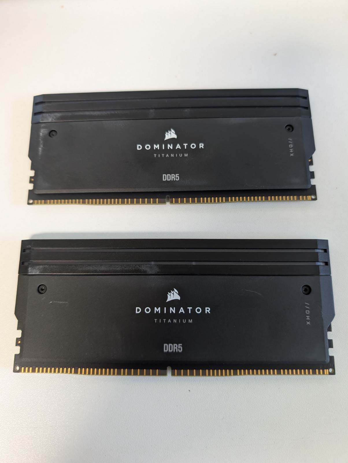 Corsair Dominator Titanium 32GB 2x16GB DDR5 6000 CL30 Intel XMP RGB Black Corsair Dominator Titanium 32GB 2x16GB DDR5 6000 CL30 Intel XMP RGB Black