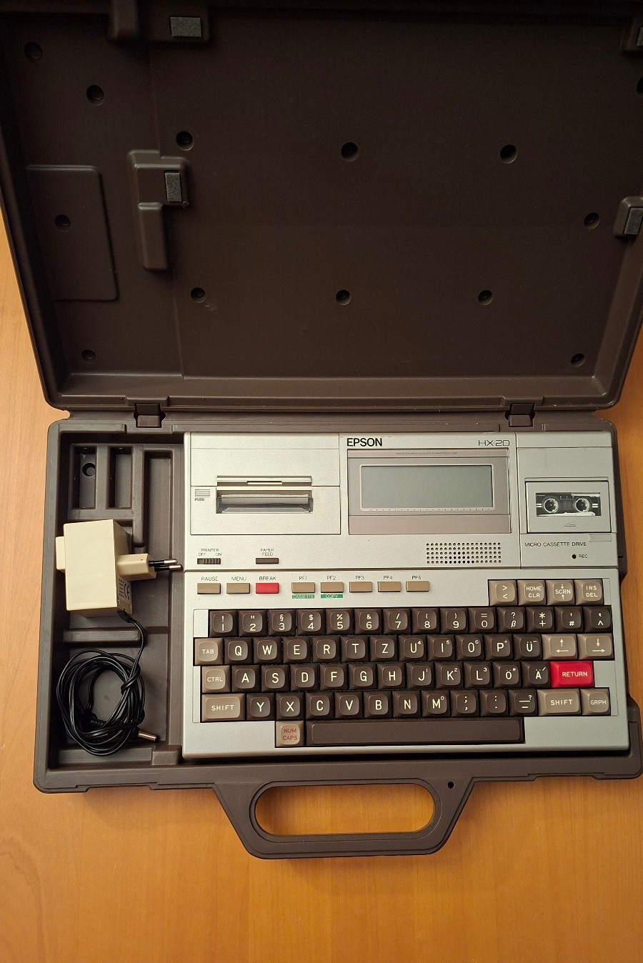 VINTAGE EPSON HX-20 32KB (Internal Memory) / Tested / Working VINTAGE EPSON HX-20 32KB (Internal Memory) / Tested / Working