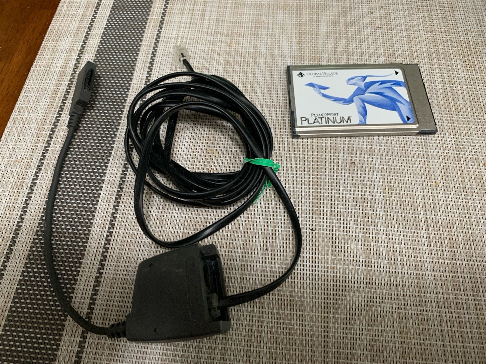 Global Village PowerPort Platinum 28.8 kbps Macintosh PowerBook Modem/Fax + Adap Global Village PowerPort Platinum 28.8 kbps Macintosh PowerBook Modem/Fax + Adap