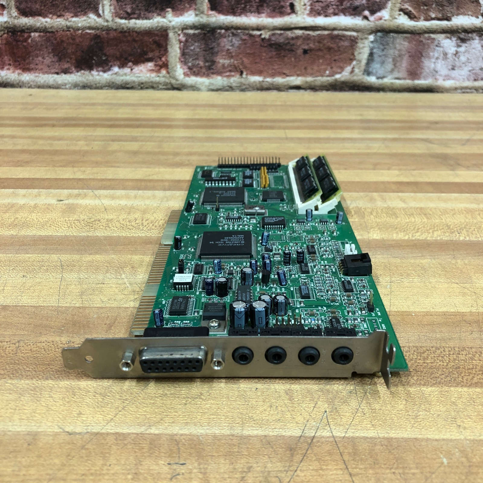 Creative Labs Sound Blaster 32 CT3600 ISA Sound Card SB32 PnP (WORKS) w/RAM Creative Labs Sound Blaster 32 CT3600 ISA Sound Card SB32 PnP (WORKS) w/RAM