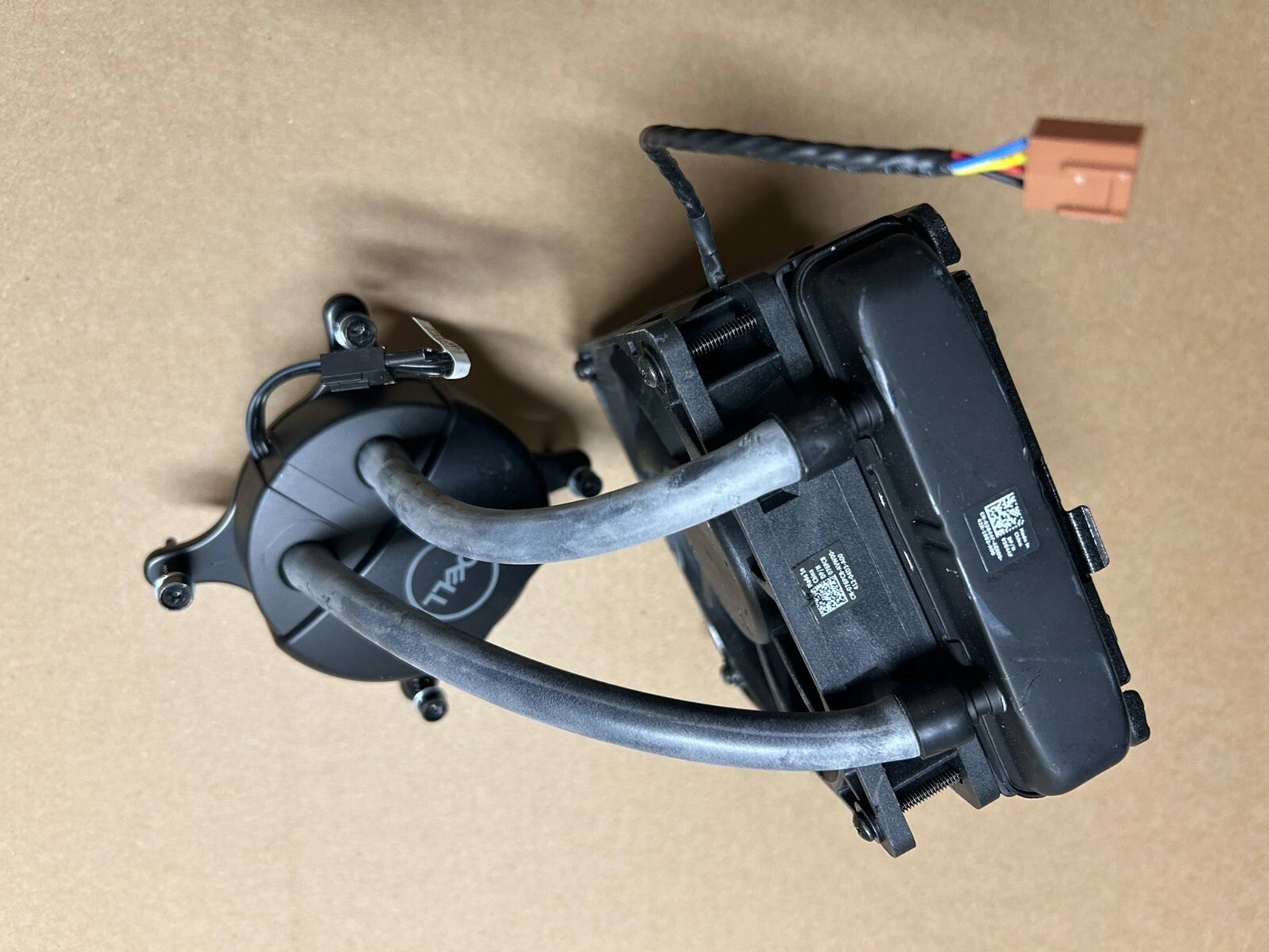 OEM Dell XPS 8950 Desktop 125W CPU Liquid Water Cooling Fan Cooler System 2G44F OEM Dell XPS 8950 Desktop 125W CPU Liquid Water Cooling Fan Cooler System 2G44F