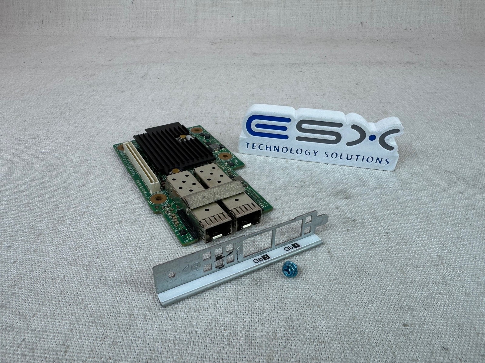 Dell CF4P0 Broadcom 57416 Dual Port 10G SFP+ LOM NDC w/ Bracket R440 R540 Dell CF4P0 Broadcom 57416 Dual Port 10G SFP+ LOM NDC w/ Bracket R440 R540