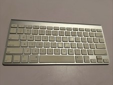 Apple Wireless Bluetooth Keyboard A1255, 2007 Tested Works Great picture