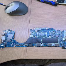 Dell latitude 5320 mainboard i5 8GB RAM picture