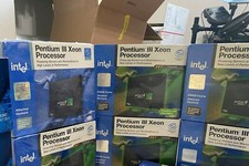 Brand New Sealed Vintage collectible Intel Pentium III Xeon Processor picture
