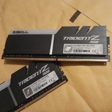 G.SKILL TridentZ RGB 16GB (2x8GB) DDR4-3600 DIMM Non-ECC F4-3600C18D-16GTZRX picture