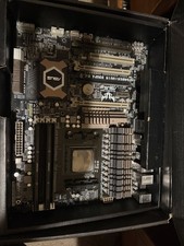 ASUS SABERTOOTH 990FX R2.0 Motherboard(AMD FX-Series 8 Core CPU@4.0 GHz) picture