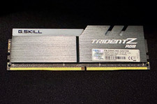 G.SKILL Trident Z RGB  **One 16GB DIMM** DDR4-3200 DIMM RAM F4-3200C16D-32GTZR picture