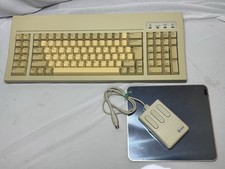 Vintage Sun 320-1005 Type 4 Keyboard & 370-1170 Type-4 Mouse & Optical Mouse Pad picture